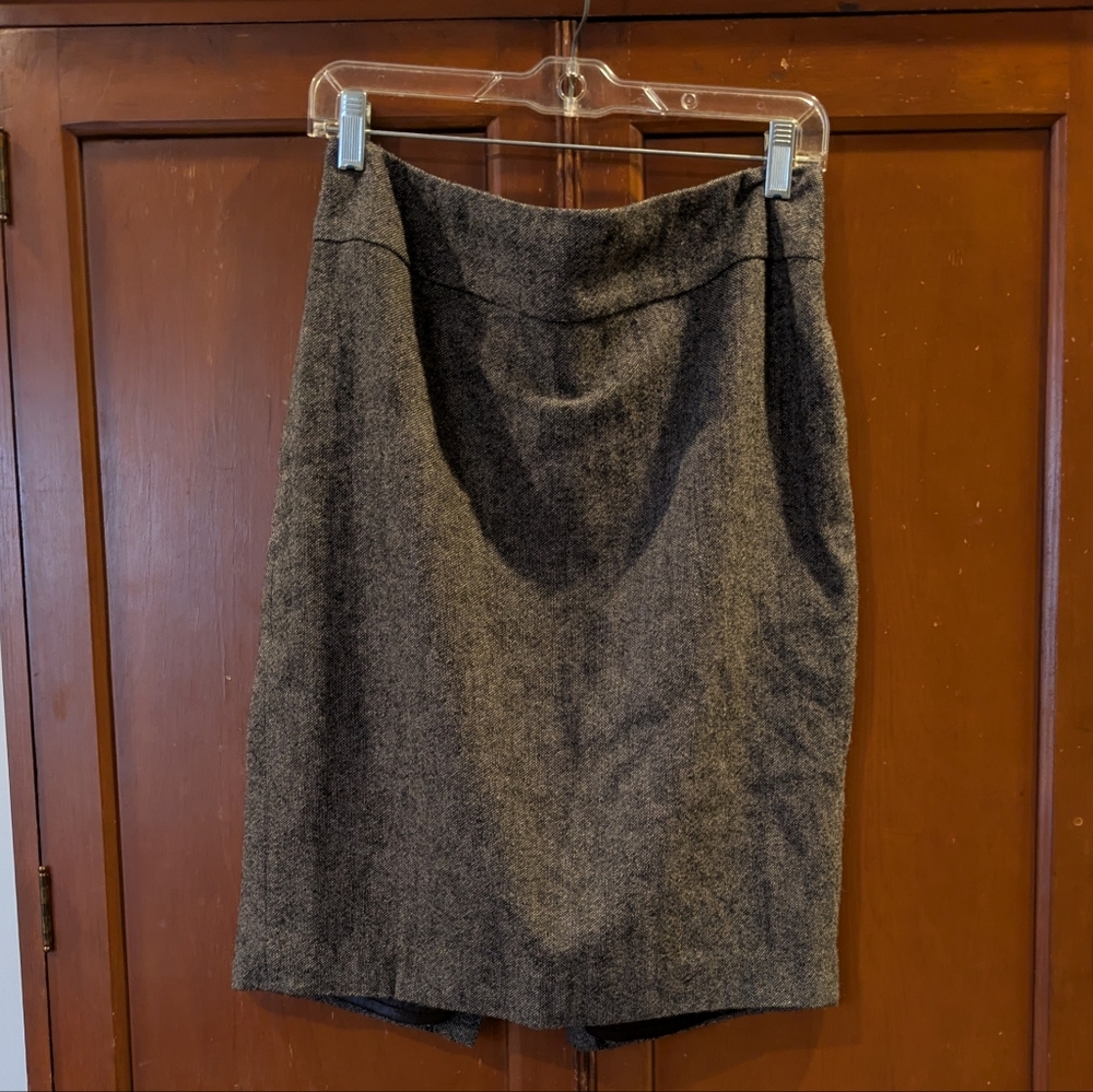 Cabi Tweed Pencil Skirt Tan Gray Black Size 8 With Back Slit